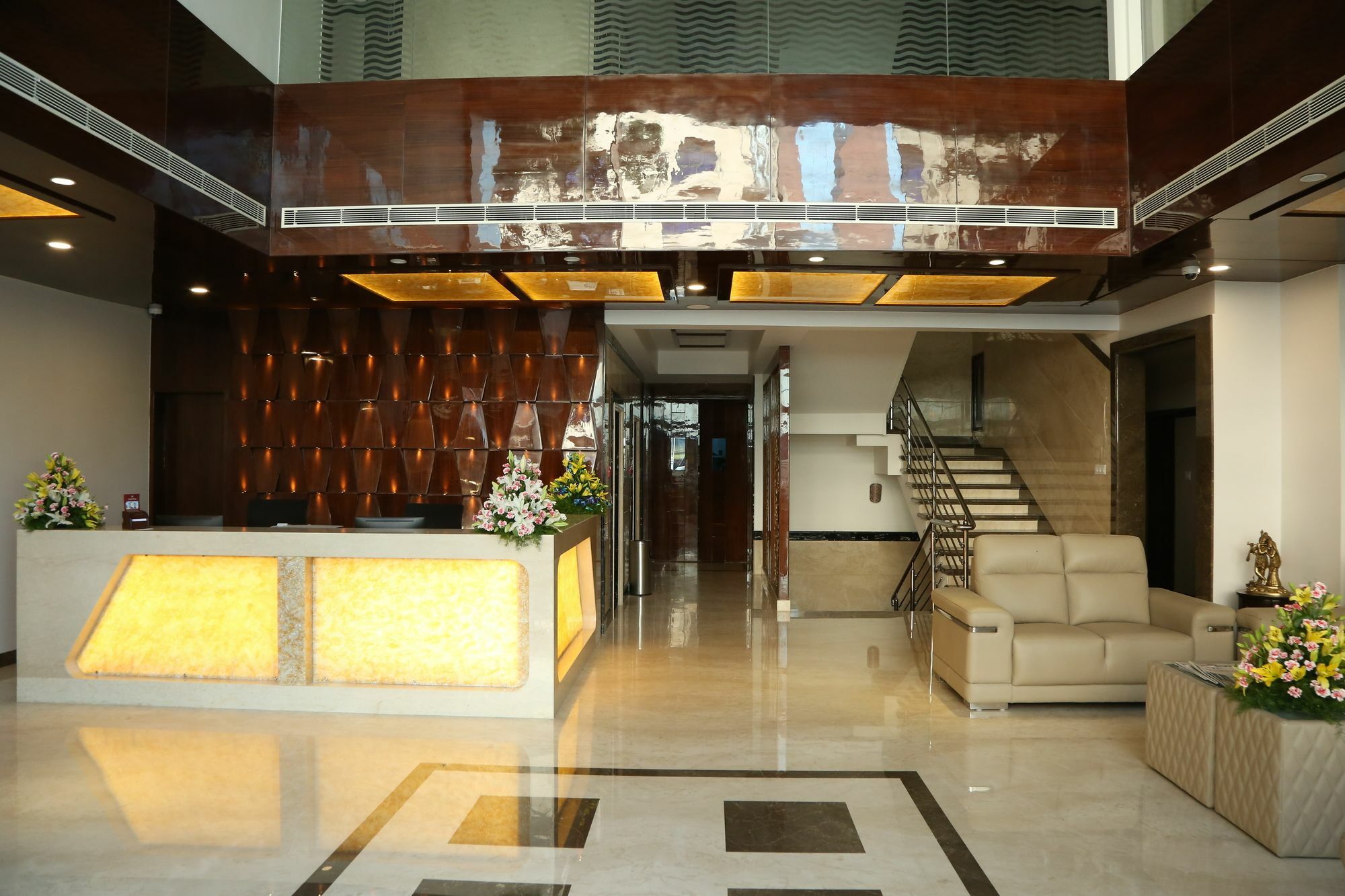 I V Sanctum Hotel Bangalore Exterior photo